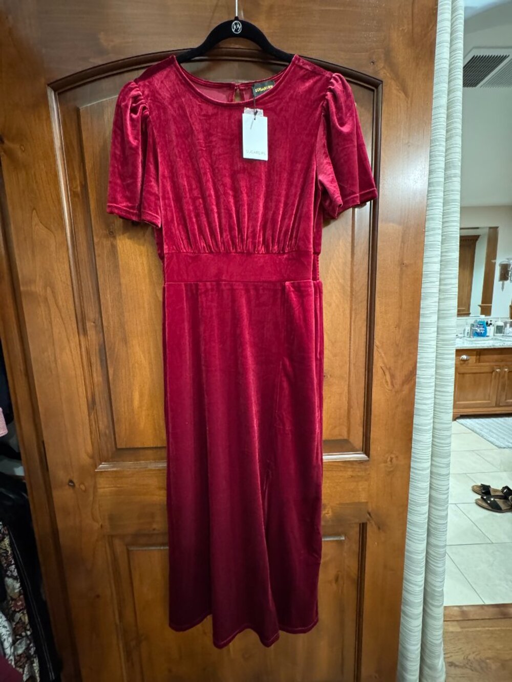 NWT Amelia Velvet Keyhole Back Dress, L